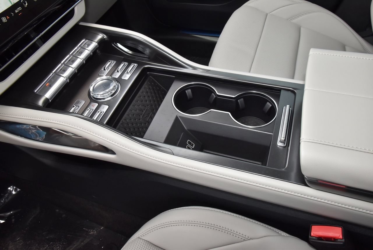 New 2026 Lincoln Nautilus Premier w/ Equipment Group 102A AWD/4WD image 31