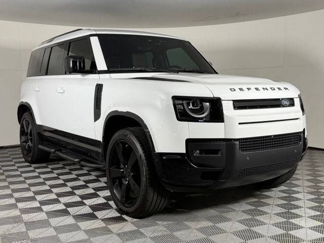 Used 2026 Land Rover Defender 110 X-Dynamic SE AWD/4WD image 10