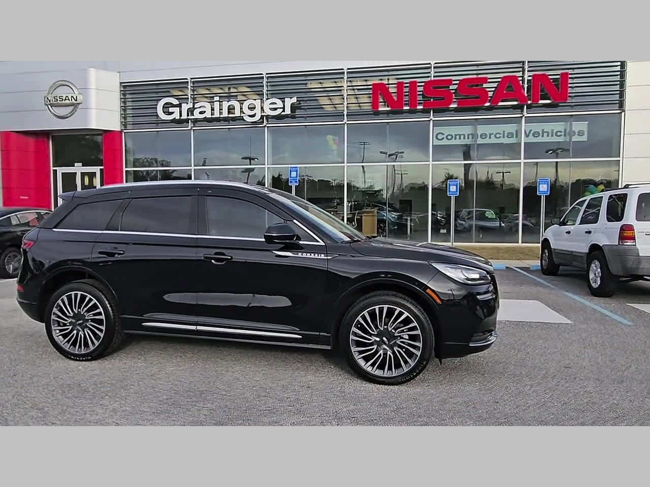 Used 2020 Lincoln Corsair Reserve w/ Appearance Package FWD image 39