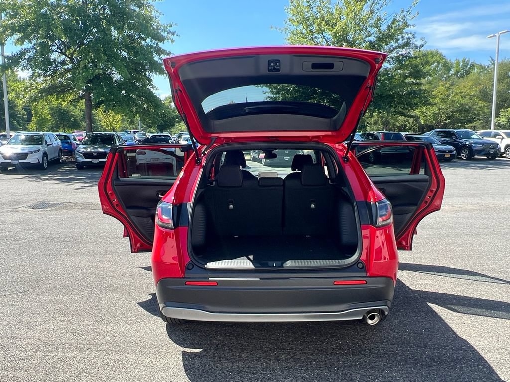Certified 2027 Honda HR-V Sport image 27