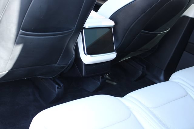 Used 2023 Tesla Model X AWD/4WD image 32