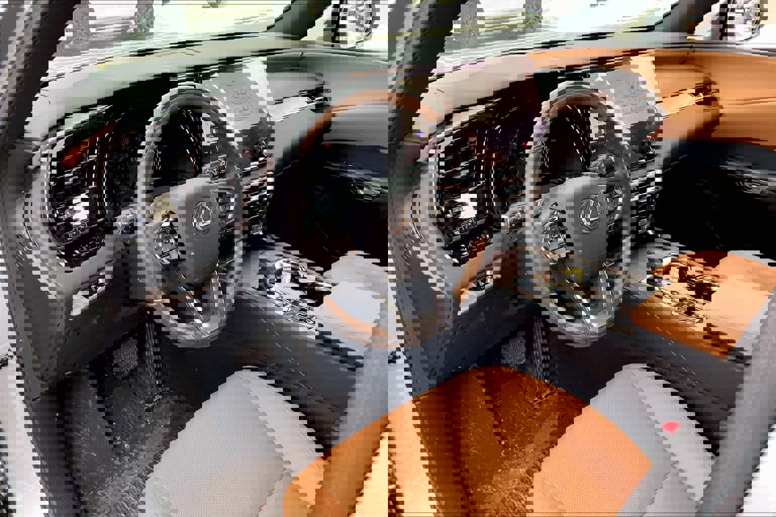 Certified 2023 Lexus RX 350 Premium w/ Accessory Package (Z1) image 18