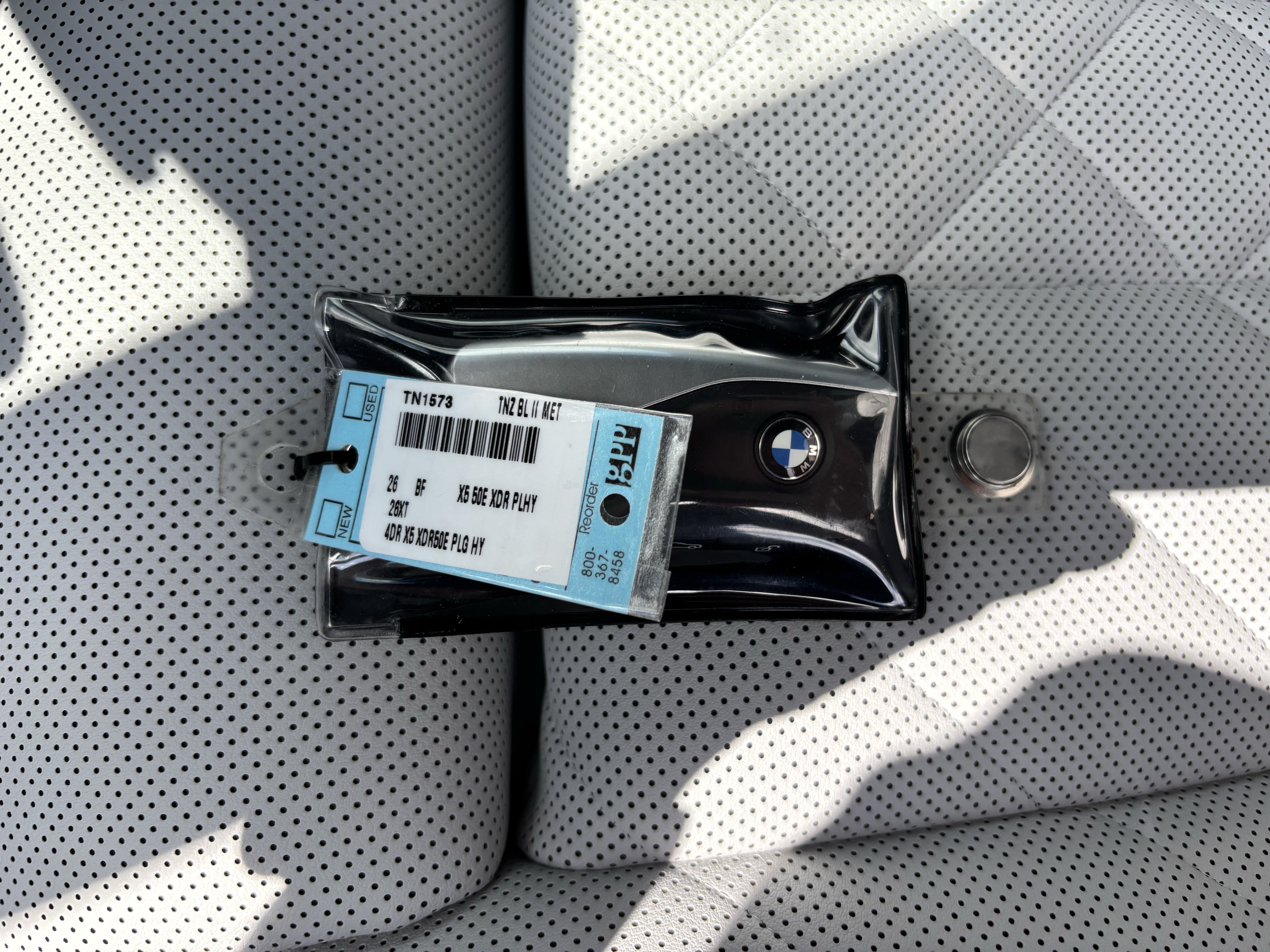 New 2026 BMW X5 xDrive50e w/ Premium Package AWD/4WD image 38