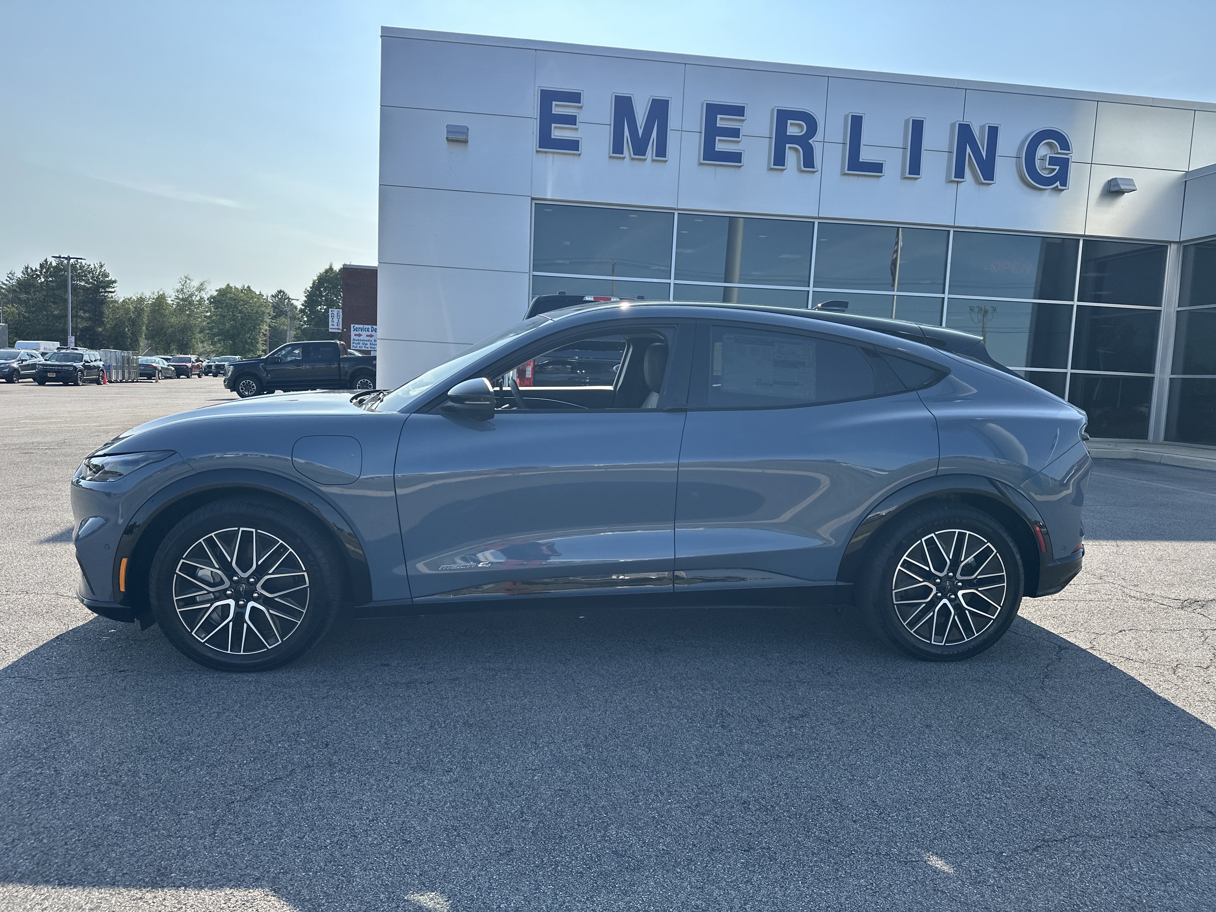 New 2024 Ford Mustang Mach-E Premium AWD/4WD image 11