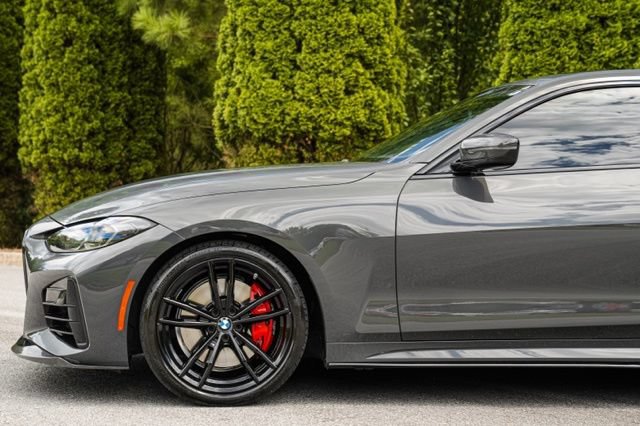 Used 2022 BMW M440i Coupe RWD image 10