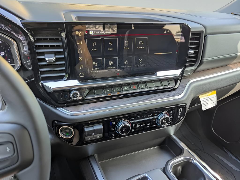Used 2025 GMC Sierra 1500 SLT AWD/4WD image 16