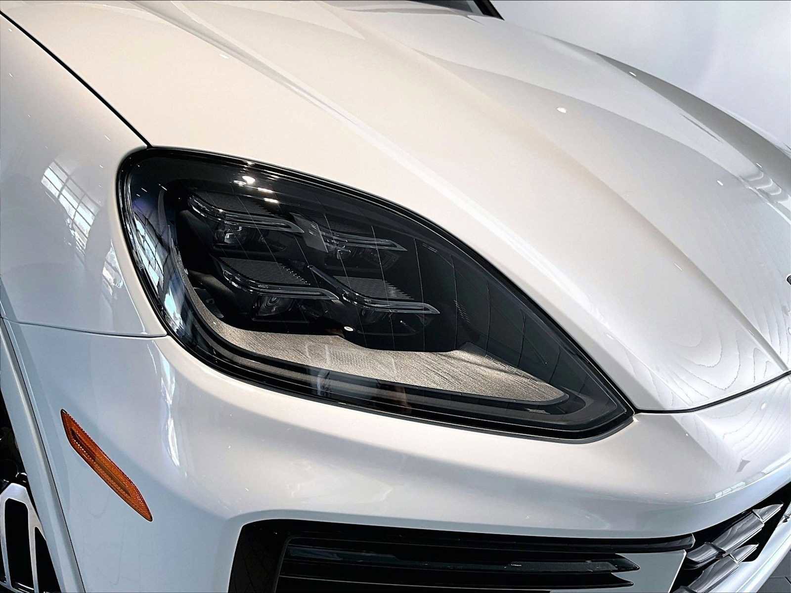 New 2026 Porsche Cayenne Turbo image 12