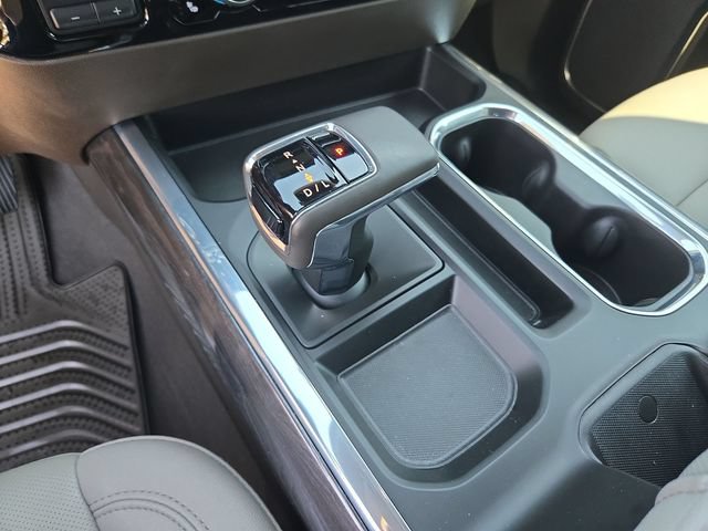 Used 2024 Chevrolet Silverado 1500 LTZ RWD image 15