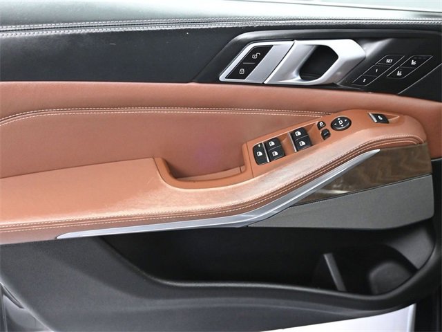 Used 2019 BMW X5 xDrive50i w/ Executive Package image 5