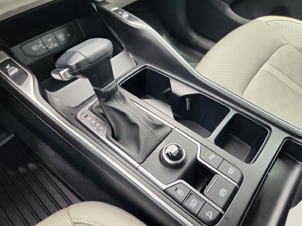New 2026 Kia Sorento EX w/ EX Premium Package FWD image 18