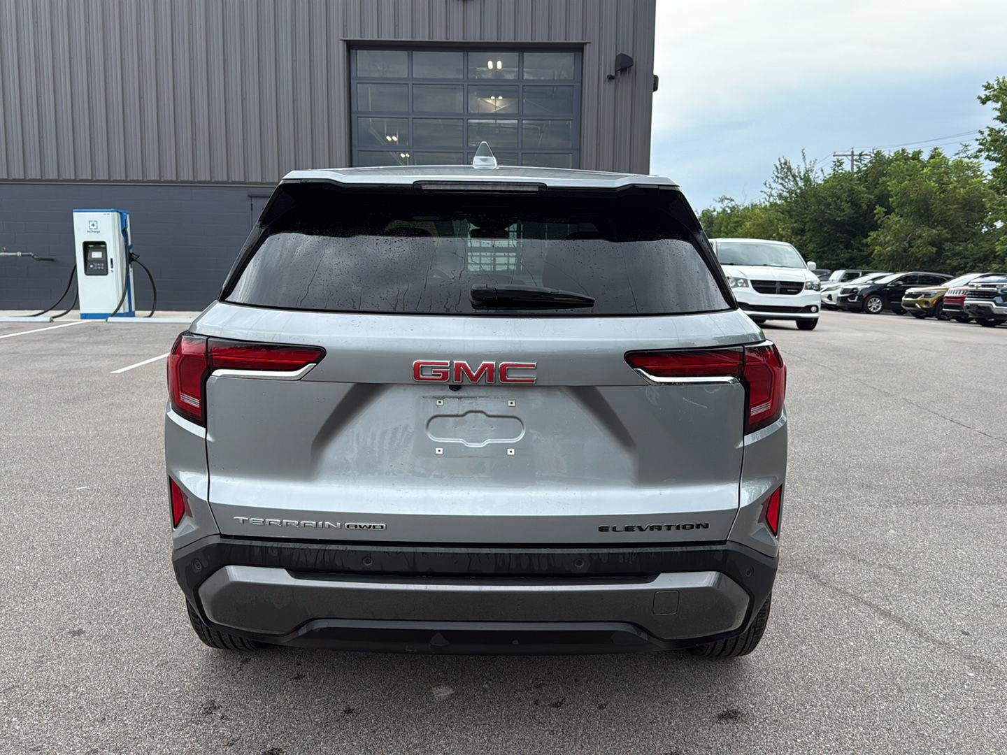 Used 2026 GMC Terrain Elevation AWD/4WD image 4