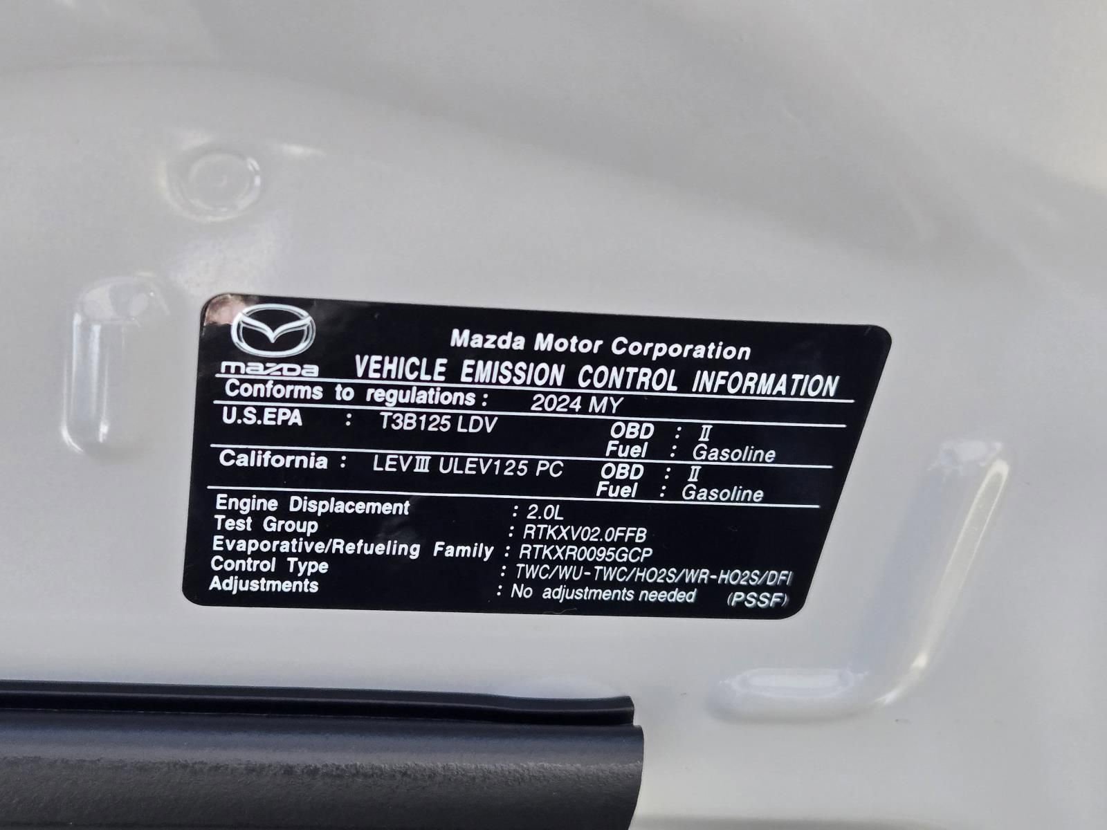 Used 2024 MAZDA MX-5 Miata Club w/ Interior Package image 33