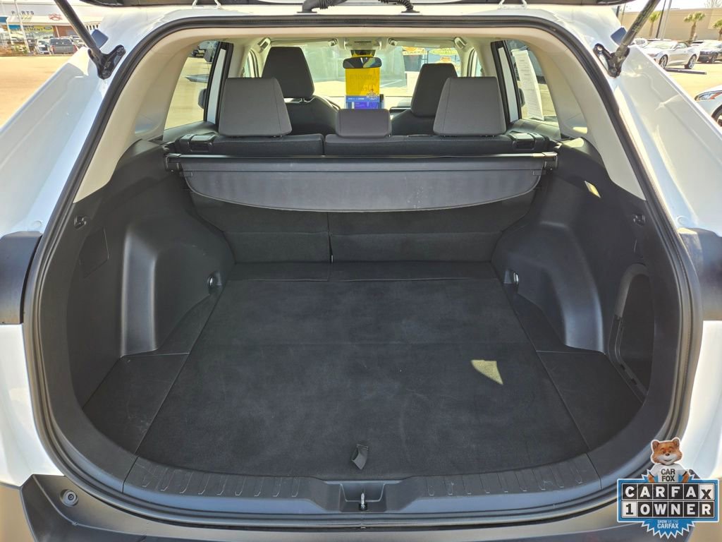 Used 2025 Toyota RAV4 XLE image 18