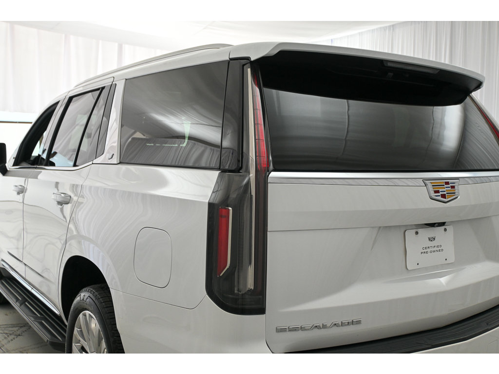 Certified 2023 Cadillac Escalade Premium Luxury AWD/4WD image 27