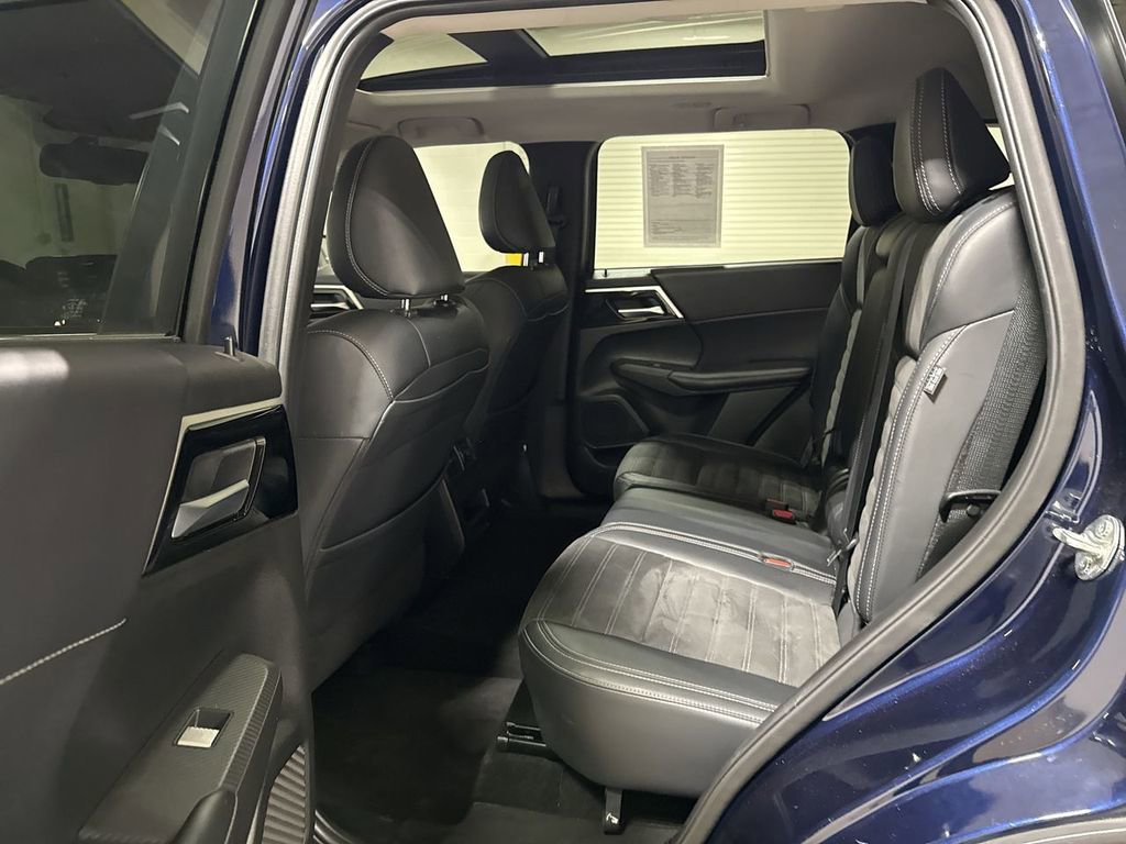 Used 2024 Mitsubishi Outlander SE FWD image 24