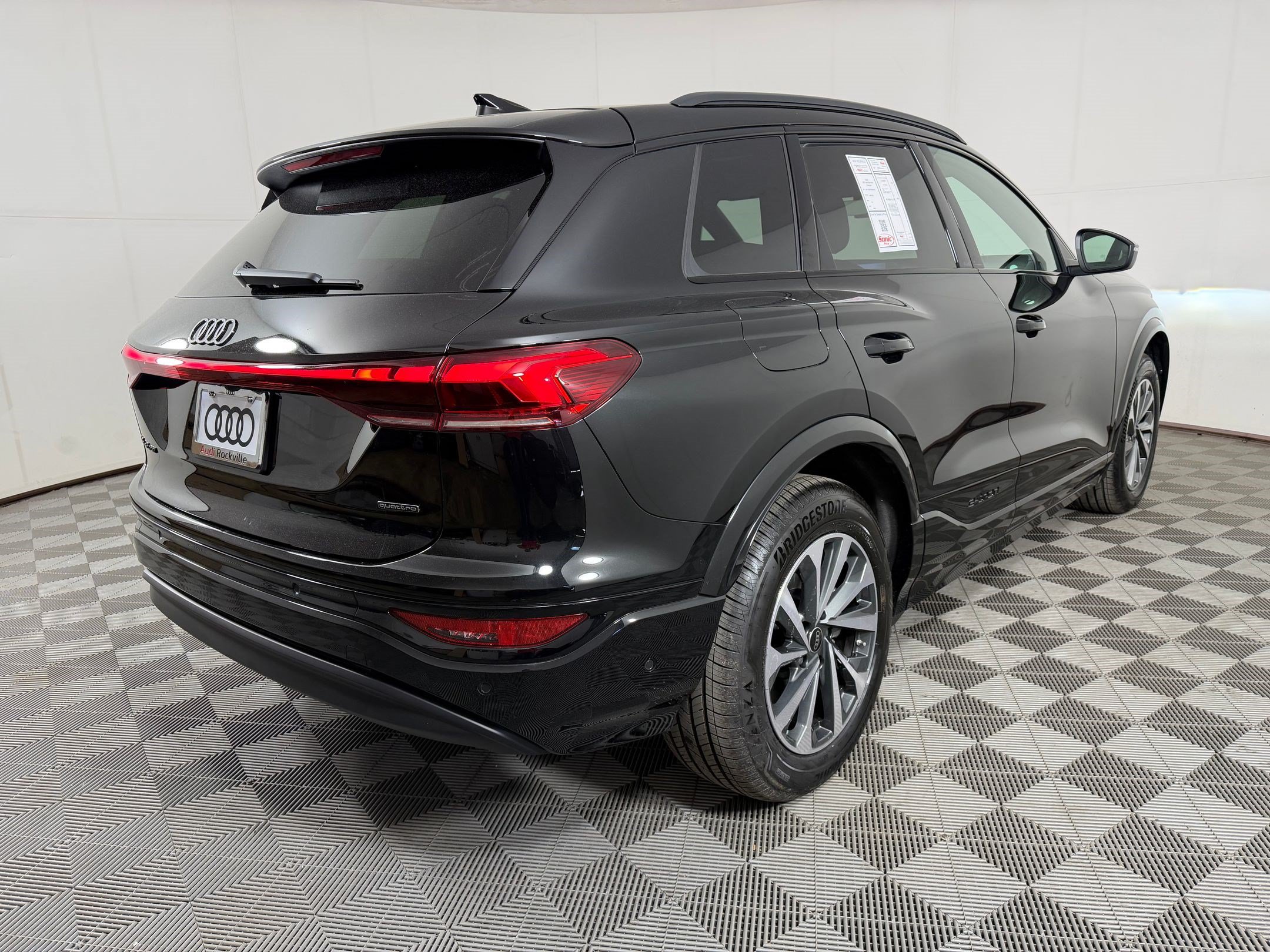 New 2027 Audi Q6 e-tron Premium AWD/4WD image 9