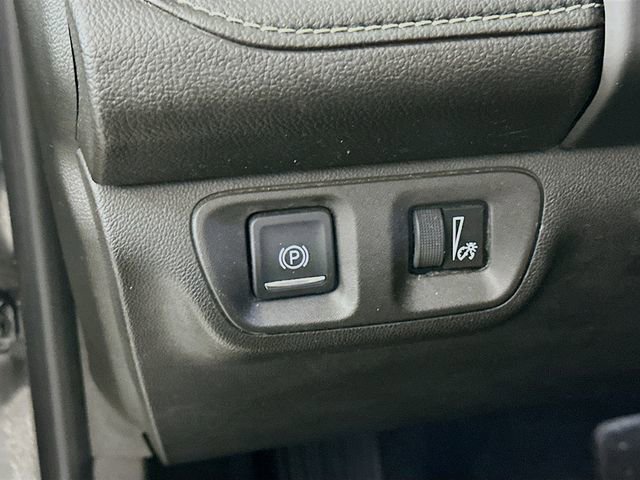 Used 2017 GMC Acadia SLT image 15