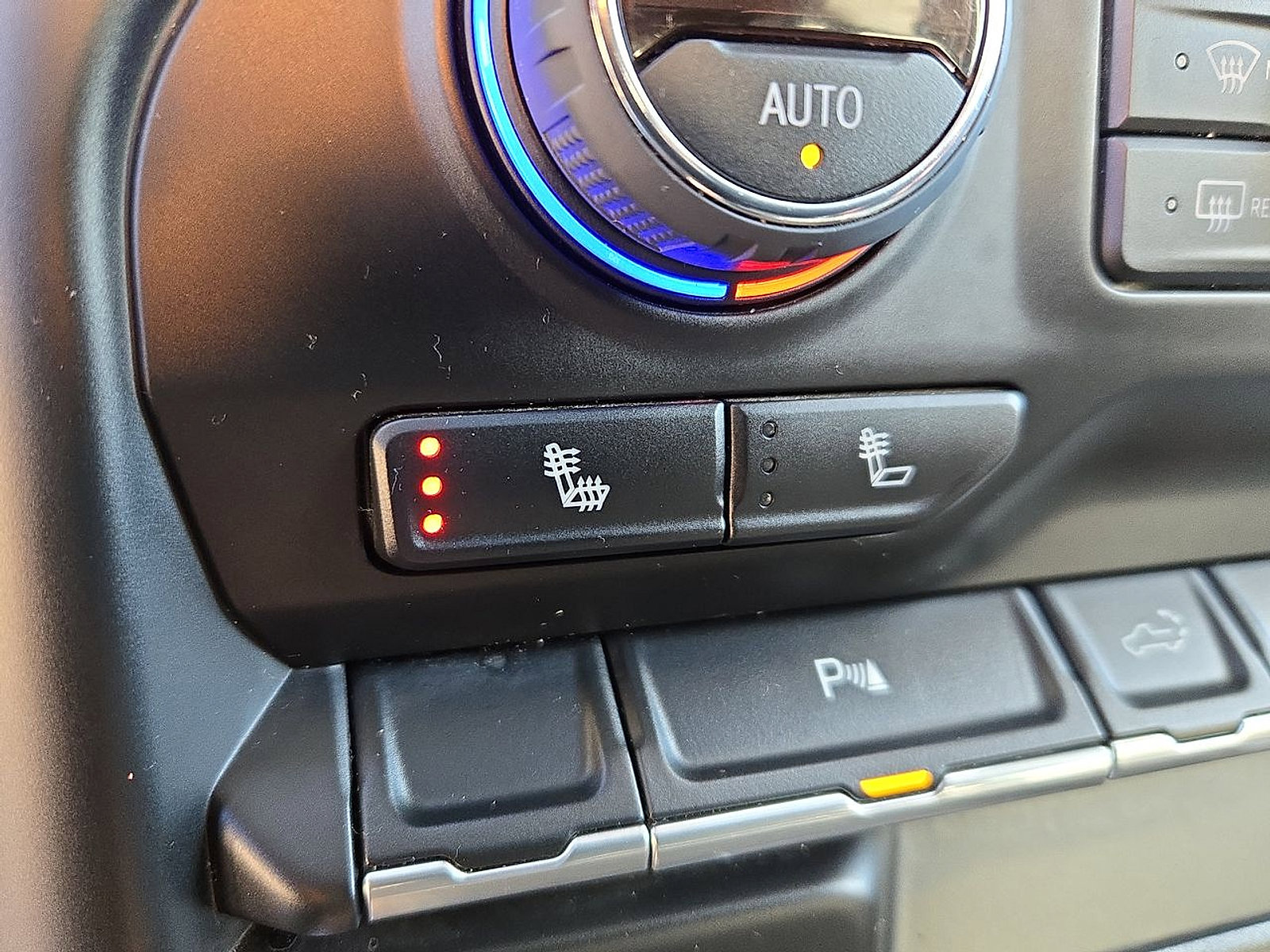 Certified 2022 Chevrolet Silverado 1500 LT Trail Boss w/ LT Trail Boss Premium Package image 19