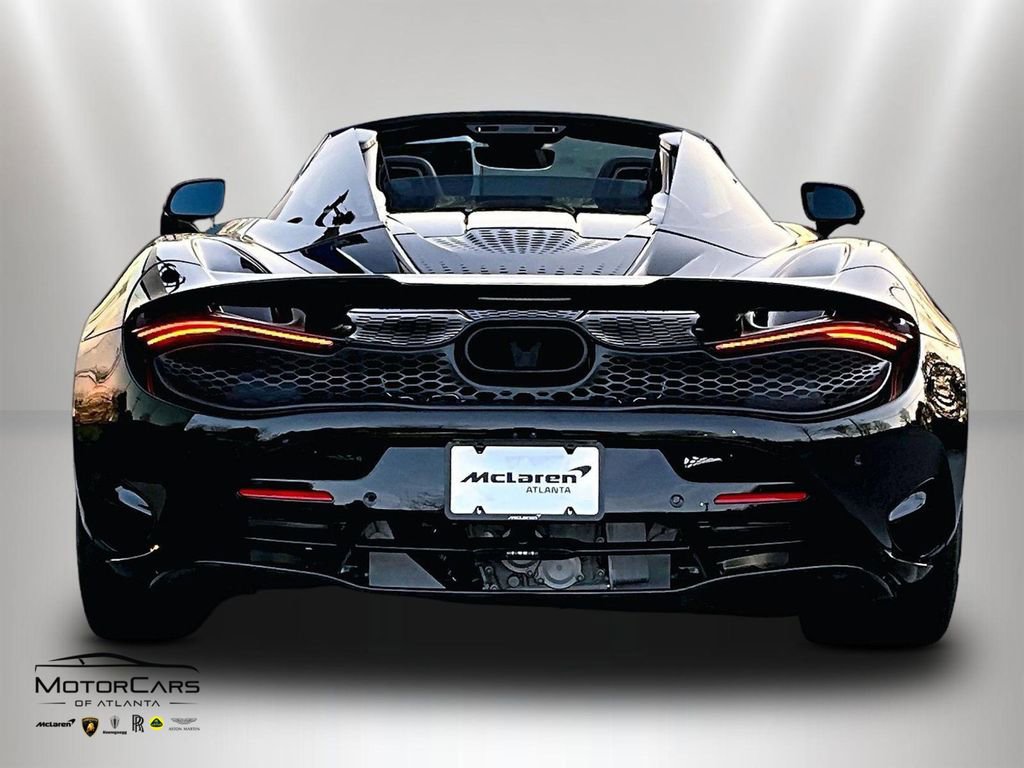 Used 2026 McLaren 750S Spider image 4
