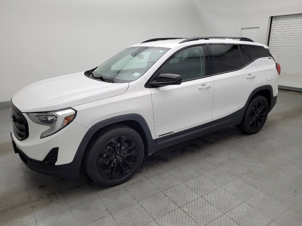 Used 2020 GMC Terrain SLE w/ Driver Convenience Package image 2
