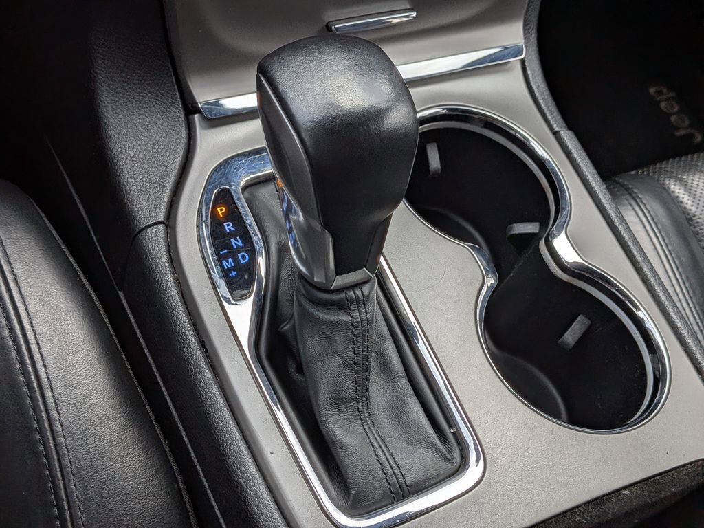 Used 2020 Jeep Grand Cherokee Limited w/ Luxury Group II RWD image 23