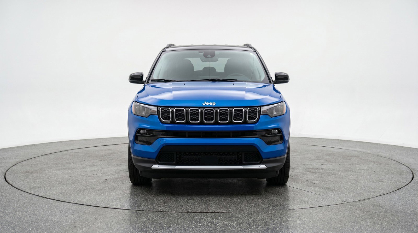 Used 2025 Jeep Compass Limited AWD/4WD image 2