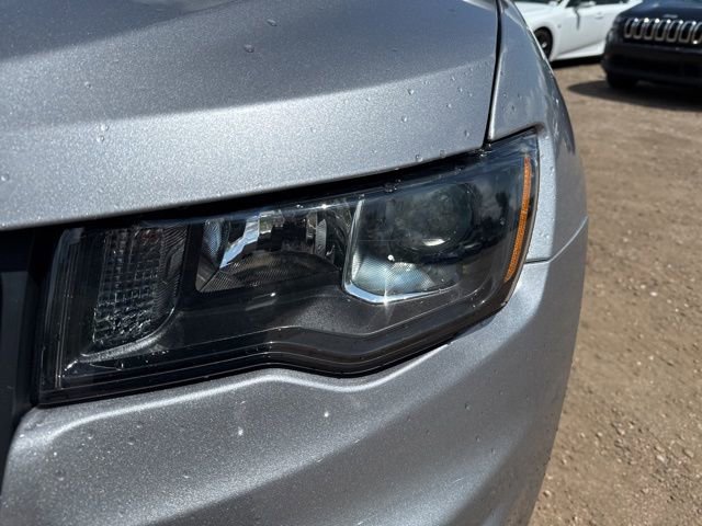 Used 2021 Jeep Grand Cherokee Laredo X AWD/4WD image 9