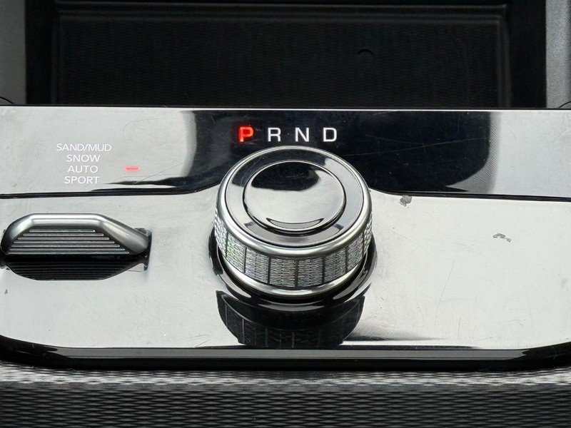 Used 2024 Jeep Grand Cherokee L Limited w/ Luxury Tech Group II image 13