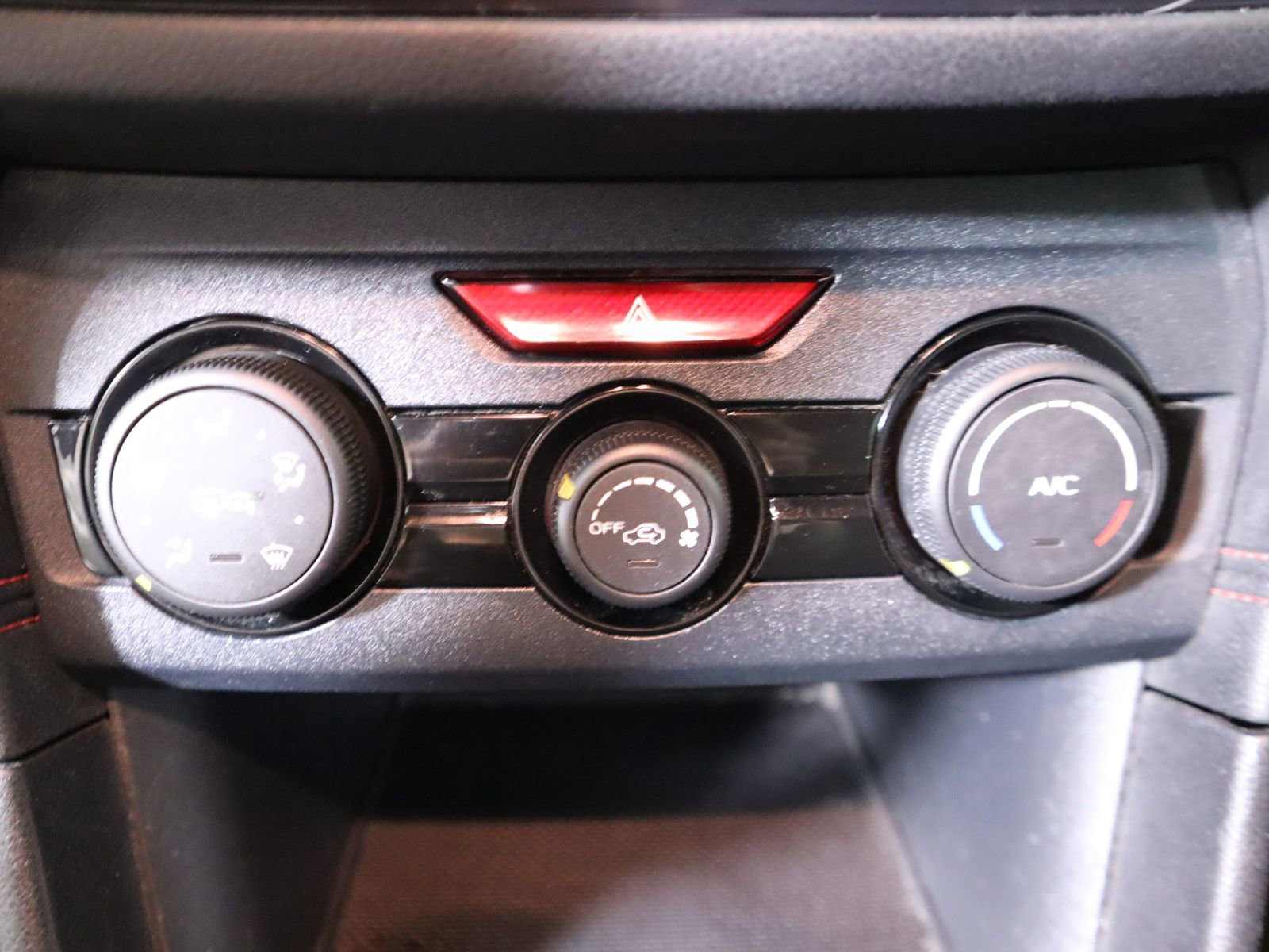 Used 2020 Subaru Impreza 2.0i Sport image 35