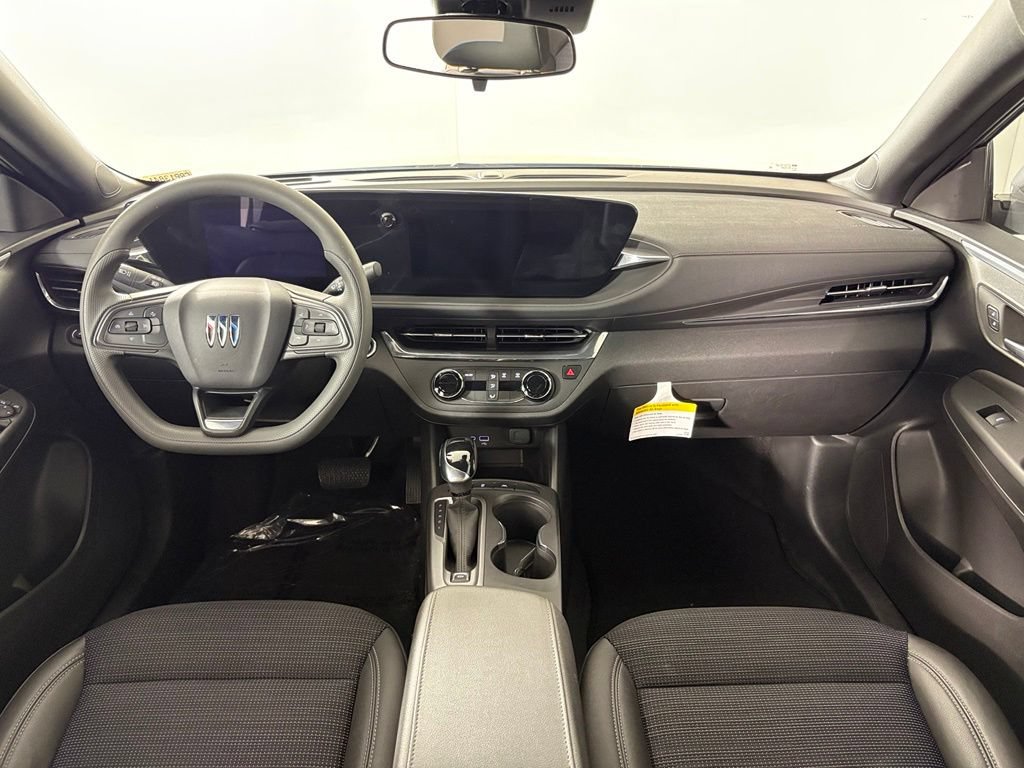 Certified 2025 Buick Envista Preferred FWD image 43