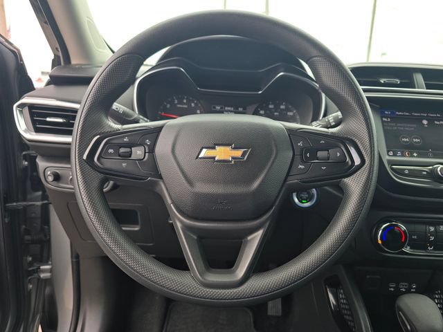 Used 2023 Chevrolet TrailBlazer LT FWD image 25