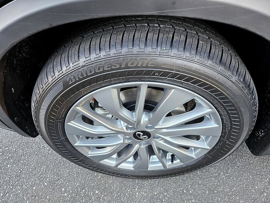 New 2025 INFINITI QX50 Luxe image 20