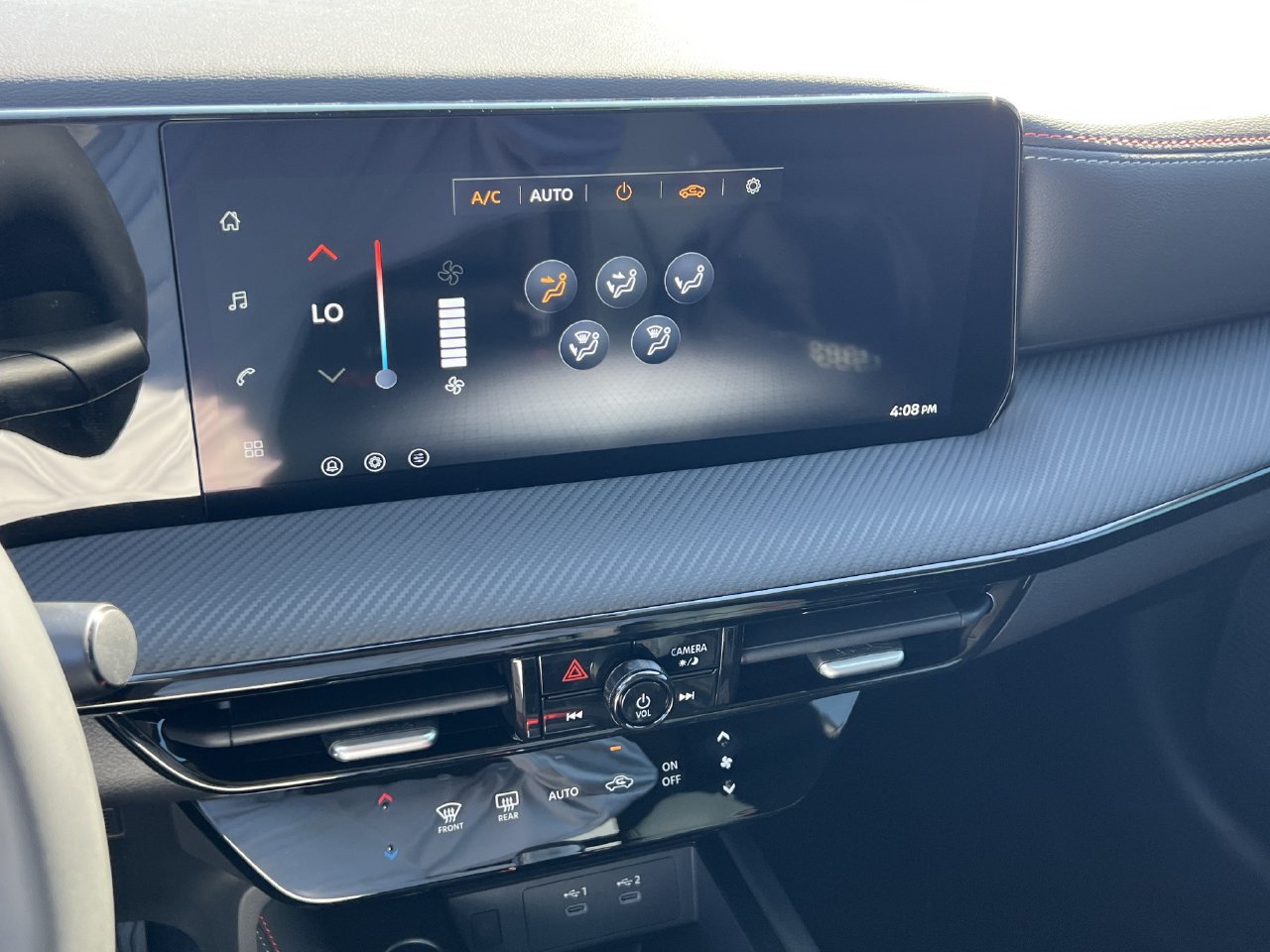 New 2027 Nissan Kicks SR FWD image 9