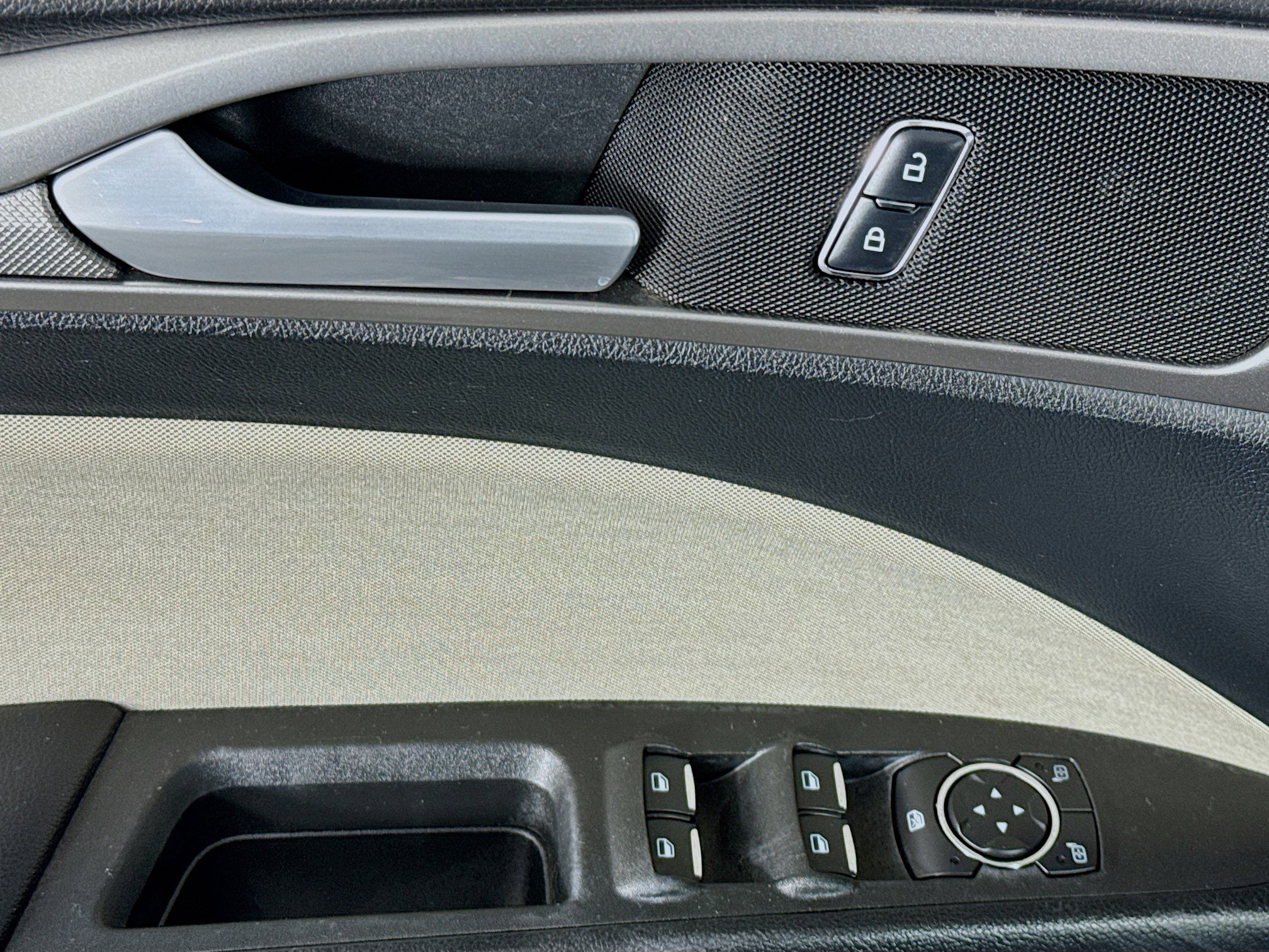 Used 2018 Ford Fusion S image 23