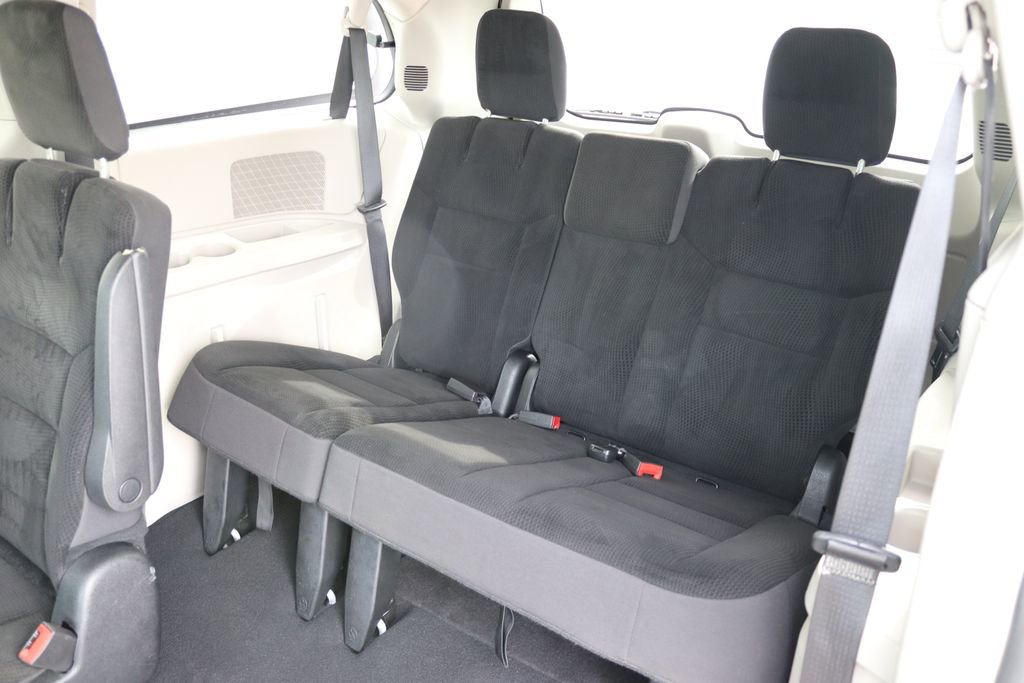 Used 2019 Dodge Grand Caravan SE image 24