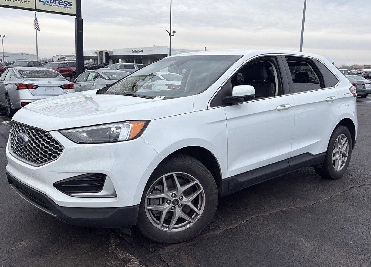 Used 2024 Ford Edge SEL video 1