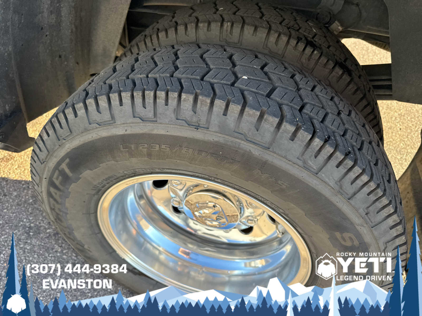 Used 2024 RAM 3500 Laramie image 22