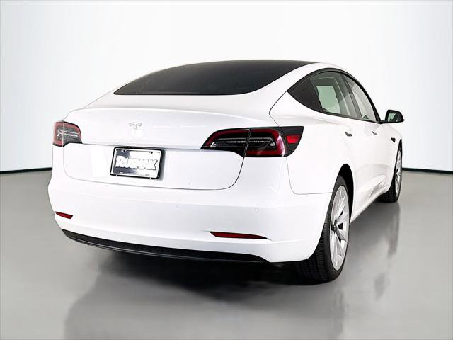 Used 2022 Tesla Model 3 RWD image 7