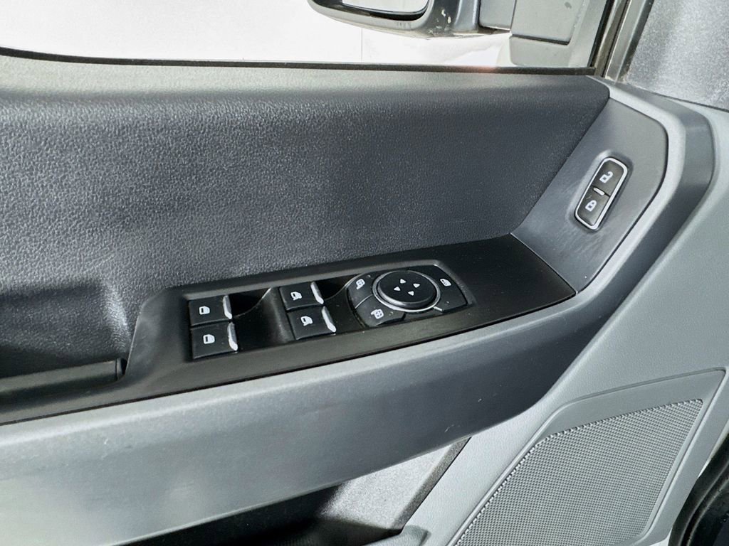 Used 2023 Ford F350 XLT AWD/4WD image 18