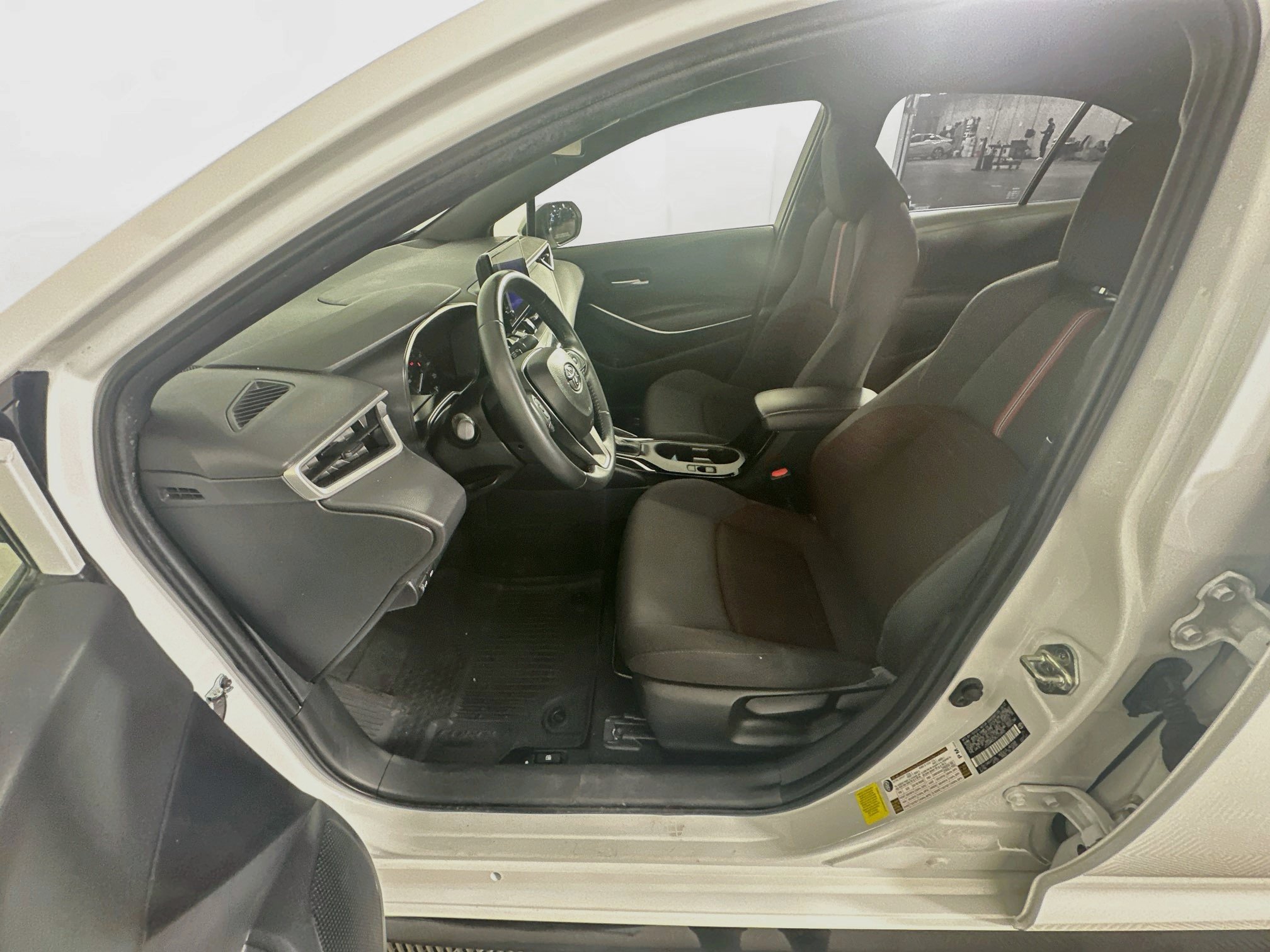 Used 2024 Toyota Corolla SE FWD image 13