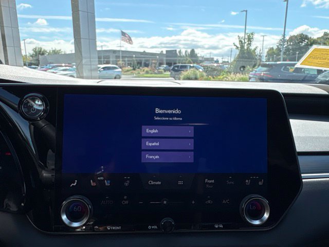 Used 2024 Lexus RX 500h F Sport w/ Convenience Package AWD/4WD image 16