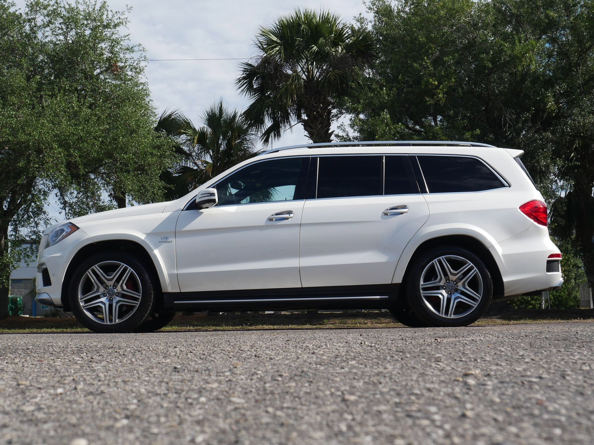 Used 2014 Mercedes-Benz GL 63 AMG 4MATIC image 14