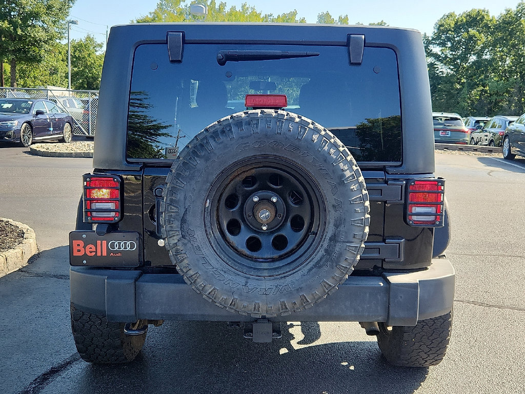Used 2015 Jeep Wrangler Unlimited Sport w/ Quick Order Package 24S AWD/4WD image 10