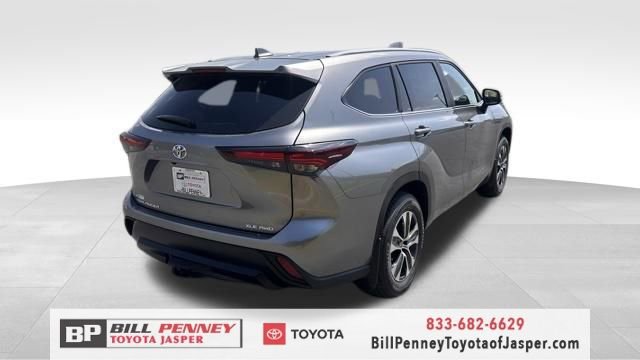 New 2026 Toyota Highlander XLE image 5