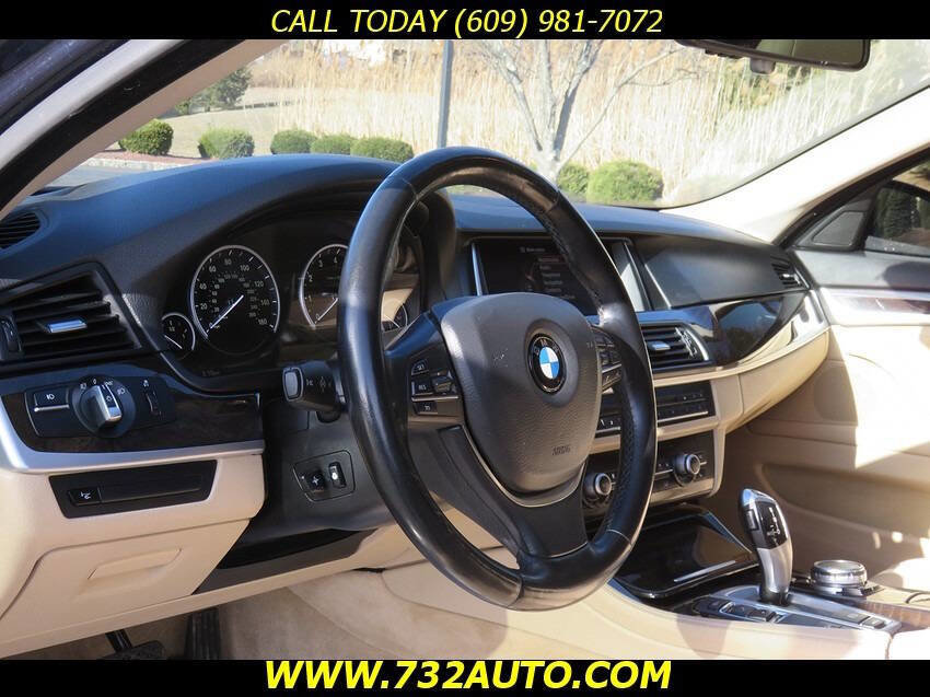 Used 2015 BMW 528i xDrive Sedan AWD/4WD image 17