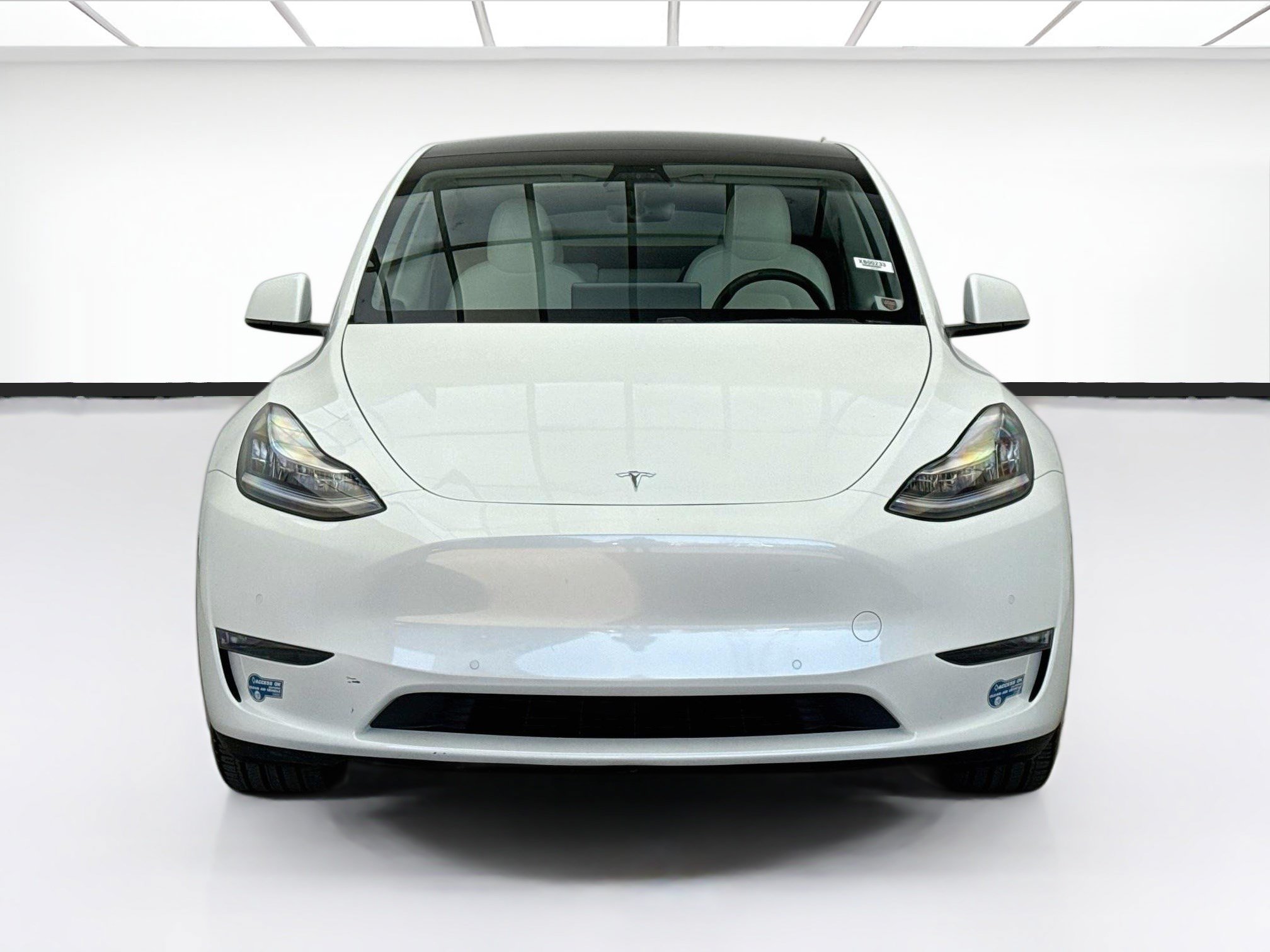 Used 2020 Tesla Model Y Long Range AWD/4WD image 2