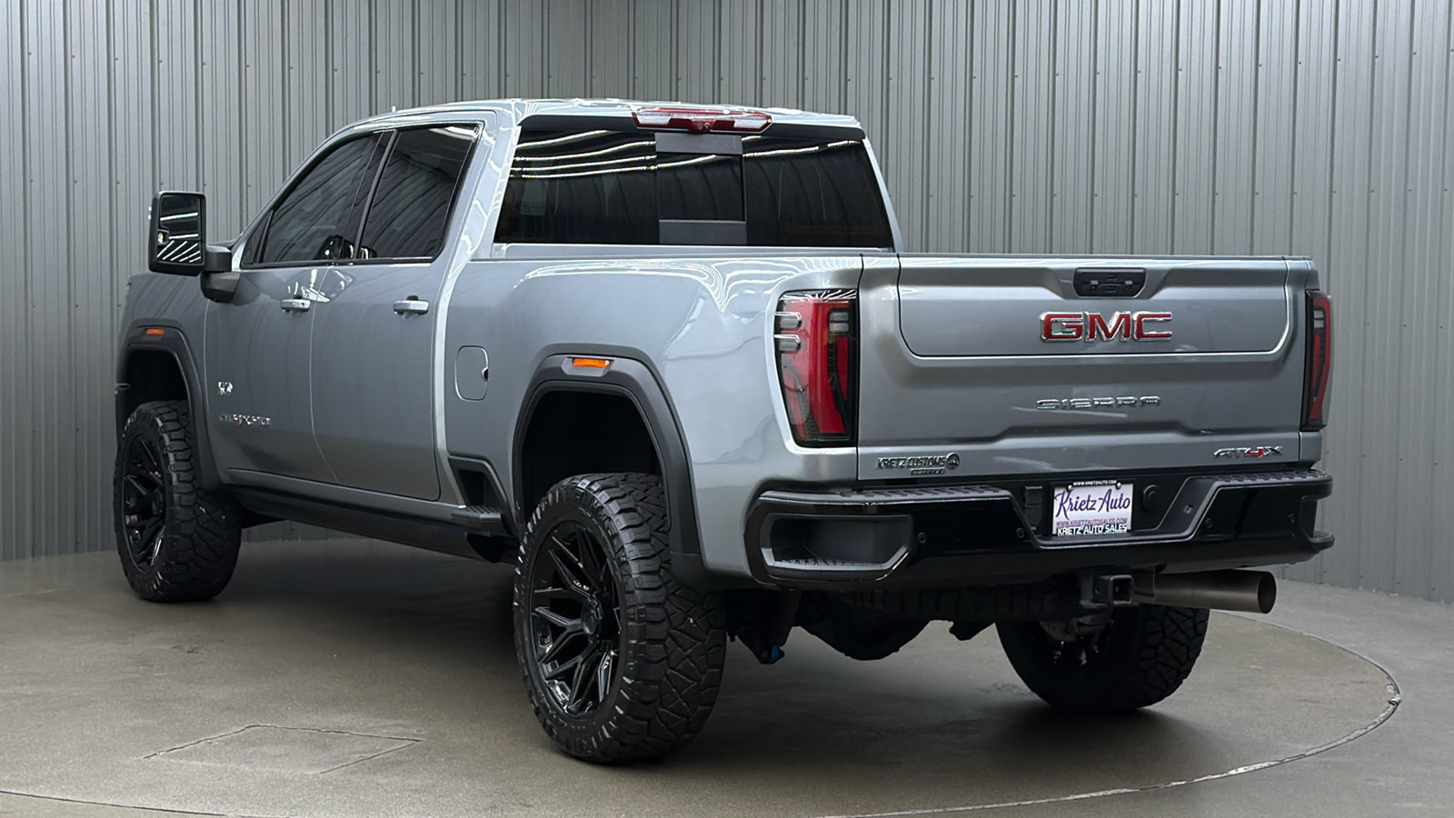 Used 2026 GMC Sierra 2500 AT4X AWD/4WD image 3