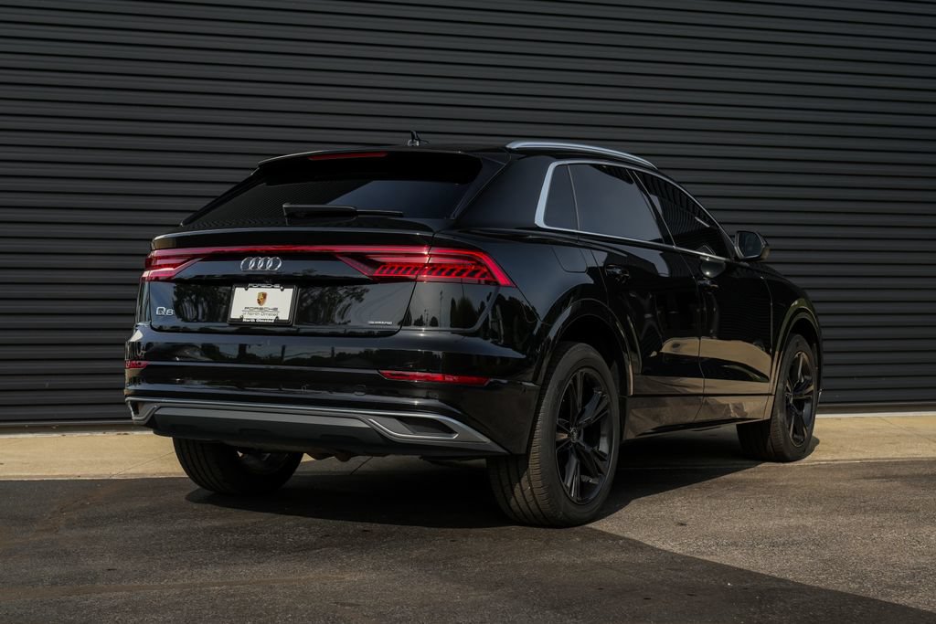 Used 2022 Audi Q8 Prestige w/ Prestige Package AWD/4WD image 13