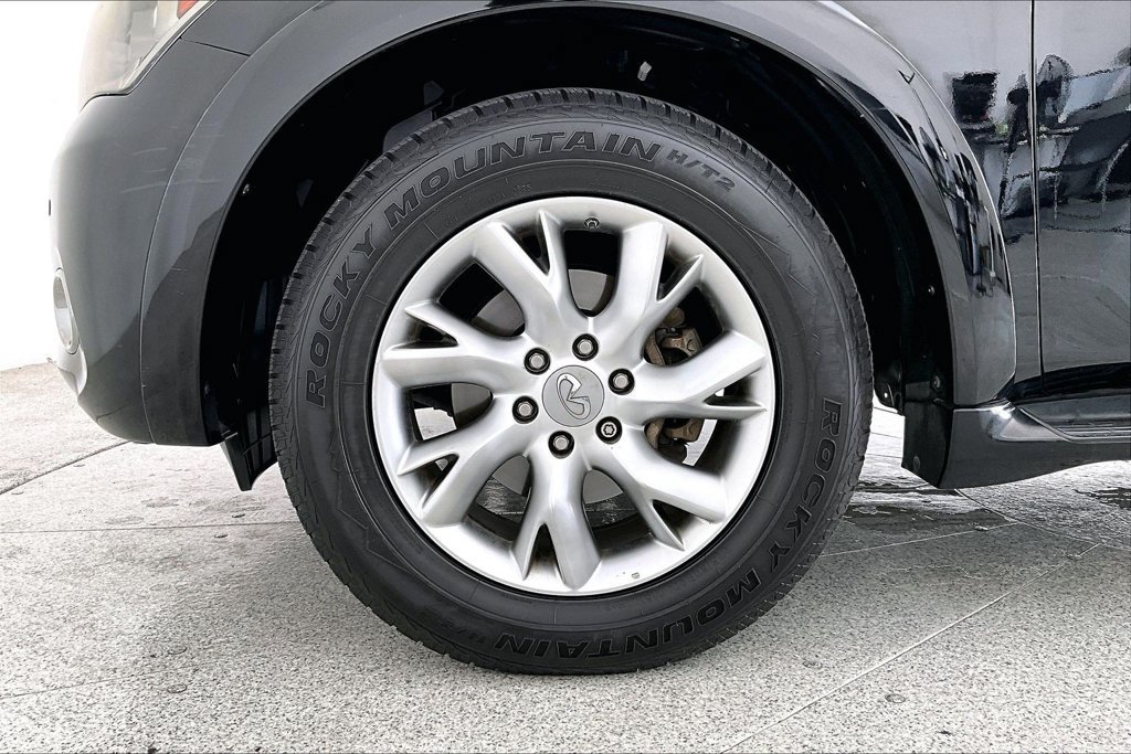 Used 2011 INFINITI QX56 2WD w/ Theater Pkg image 11
