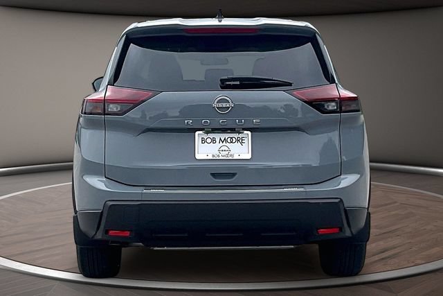 New 2026 Nissan Rogue SV FWD image 4